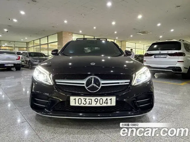 Mercedes-Benz C-Class 2020 — Photo 1/20