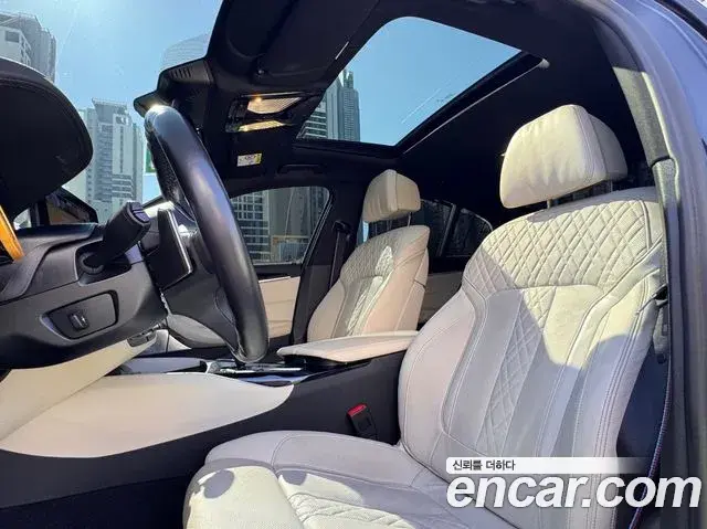 BMW 5 Series 2022 — Photo 11/20