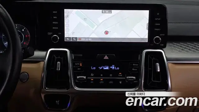 Kia Sorento 2020 — Фото 14/20