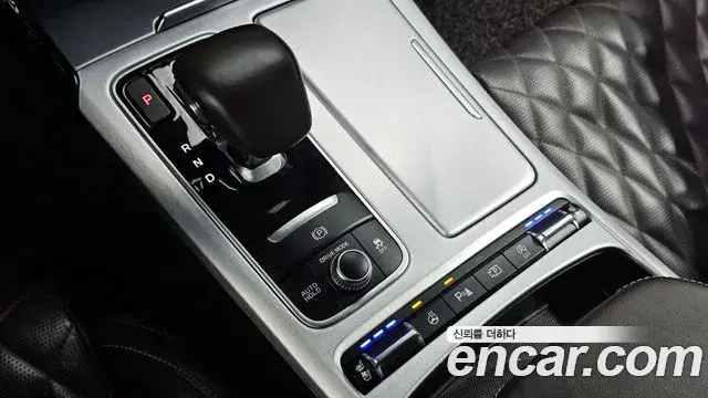 Kia Stinger 2021 — Photo 9/20