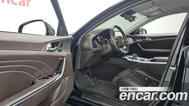 Kia Stinger 2021 — Photo 10/20