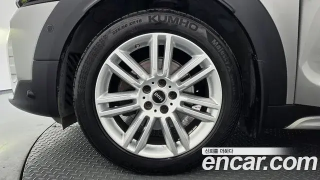 Mini Cooper Countryman 2023 — Photo 5/20