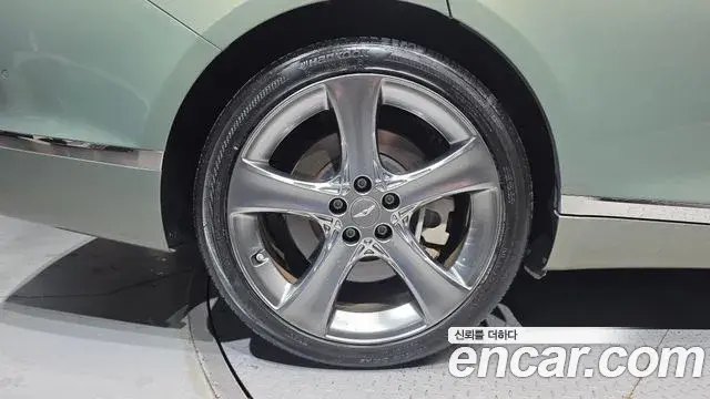 Genesis Electrified G80 2020 — Photo 5/20