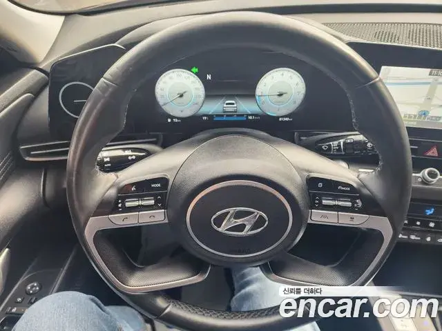 Hyundai Avante 2021 — ფოტო 13/20