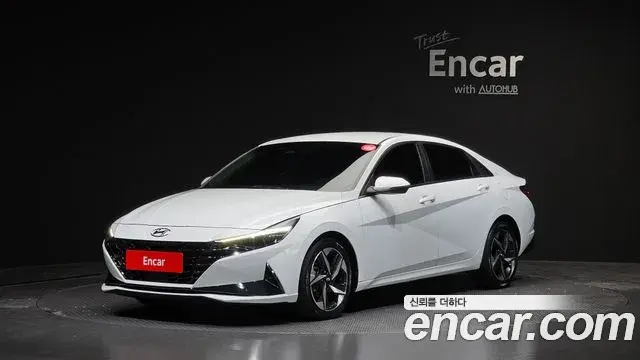 Hyundai Avante 2020 — Photo 1/20