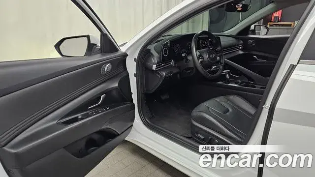 Hyundai Avante 2020 — Photo 10/20