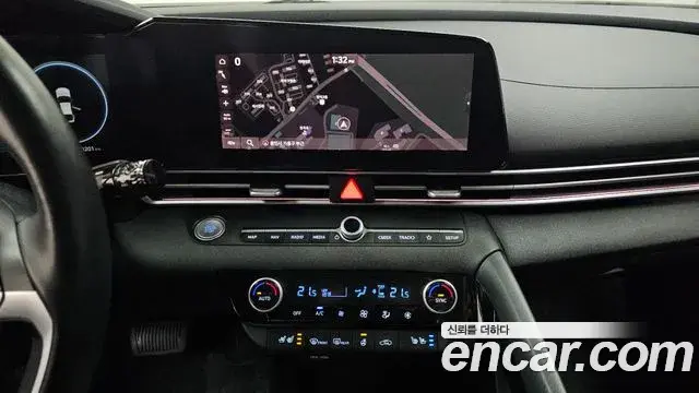 Hyundai Avante 2020 — Photo 12/20