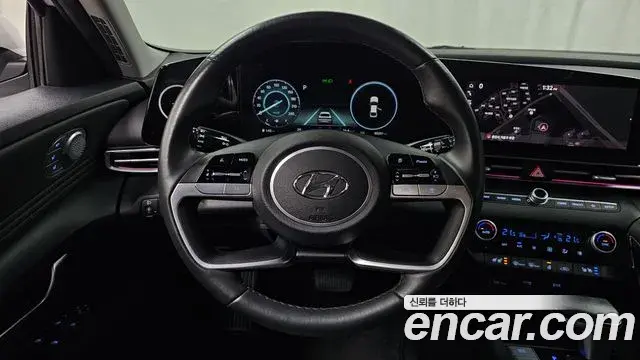 Hyundai Avante 2020 — Photo 13/20
