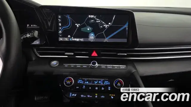 Hyundai Avante 2021 — Photo 14/20