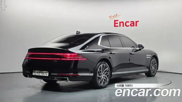 Genesis G90 2022 — Şəkil 2/20