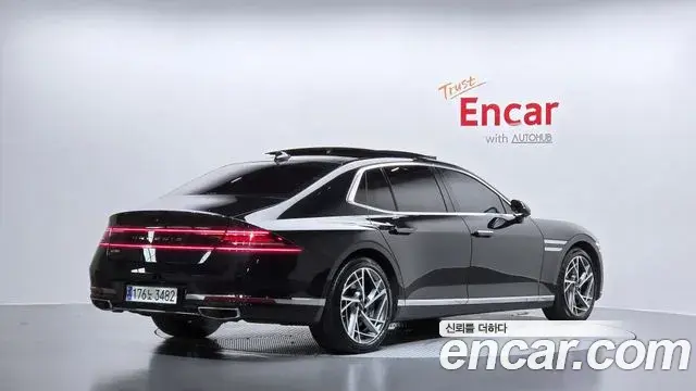 Genesis G90 2022 — Photo 2/20