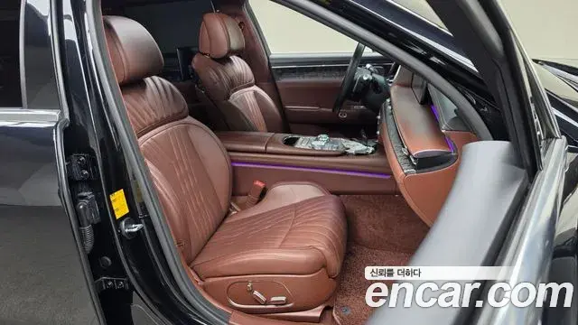 Genesis G90 2022 — Photo 11/20