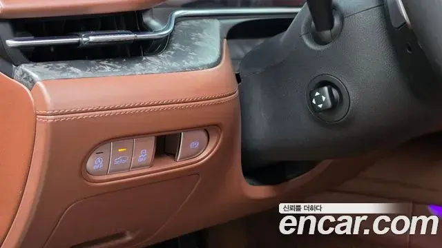 Genesis G90 2022 — Photo 16/20