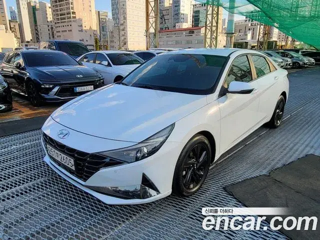 Hyundai Avante 2020 — Photo 1/20