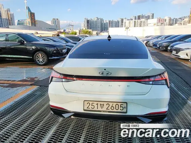 Hyundai Avante 2020 — Photo 6/20