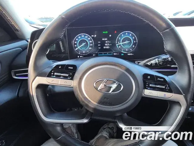 Hyundai Avante 2020 — Photo 14/20