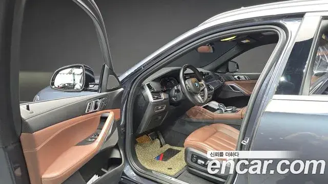 BMW X6 2020 — Фото 10/20