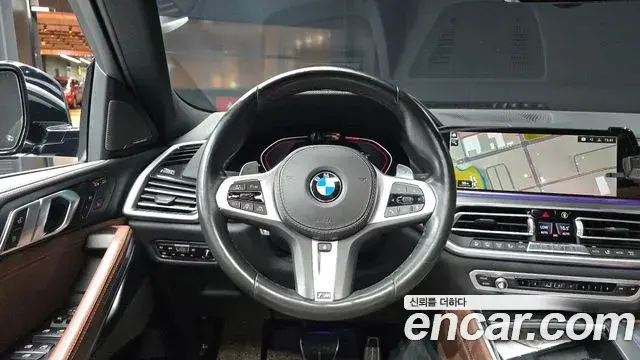 BMW X6 2020 — Фото 13/20