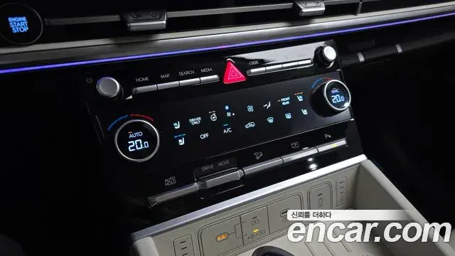 Hyundai Santa Fe 2024 — Photo 19/20