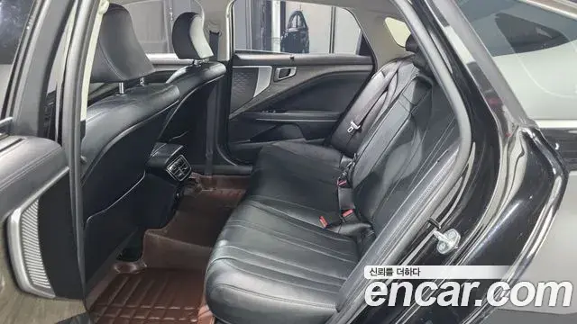 Kia K8 2021 — Photo 12/20