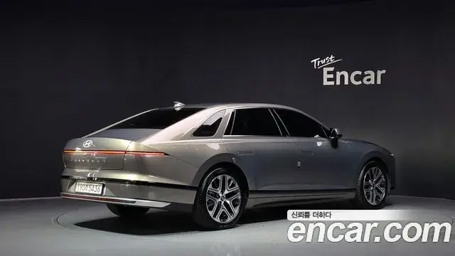 Hyundai Grandeur 2024 — Photo 2/20