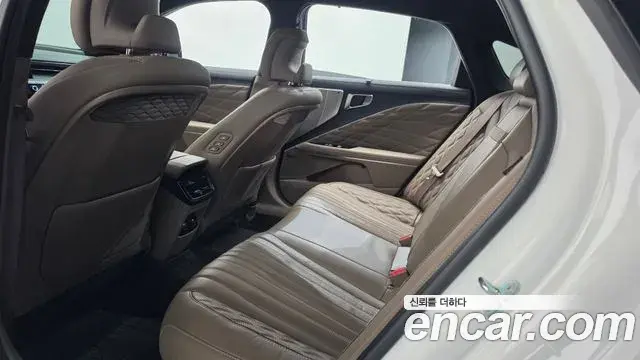 Kia K8 2022 — Photo 11/20