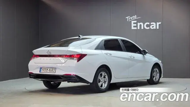 Hyundai Avante 2022 — Photo 2/20