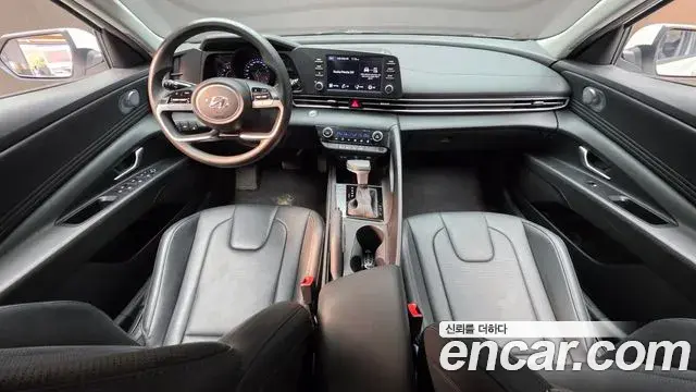 Hyundai Avante 2022 — Photo 7/20