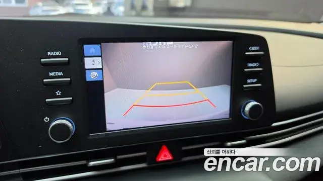Hyundai Avante 2022 — Photo 15/20