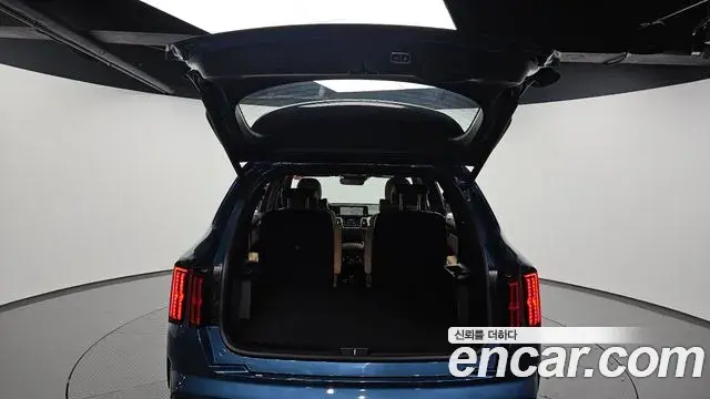Kia Sorento 2023 — ფოტო 20/20