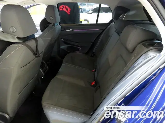Volkswagen Golf 2022 — Şəkil 9/19