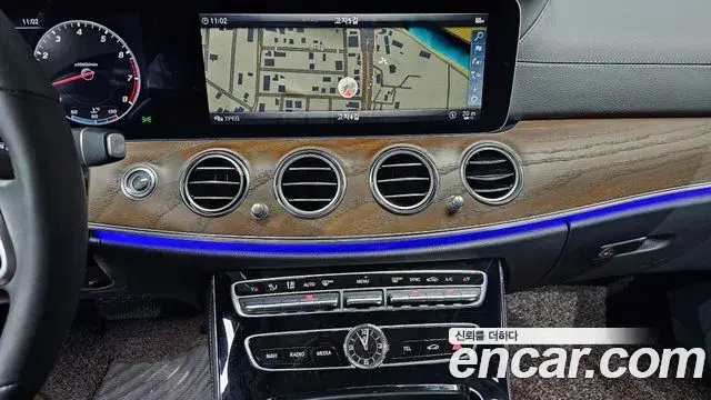 Mercedes-Benz E-Class 2019 — Фото 15/20