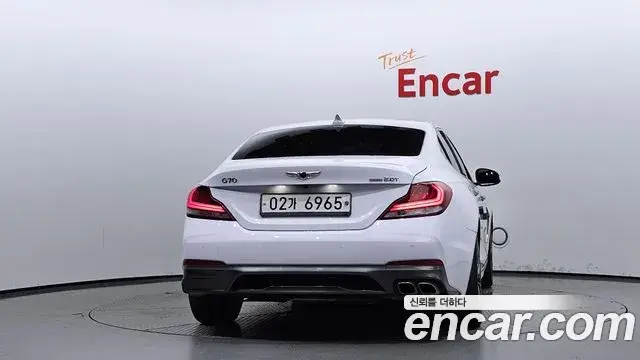 Genesis G70 2018 — Şəkil 10/20