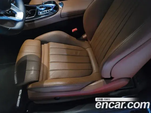 Mercedes-Benz E-Class 2019 — ფოტო 16/20