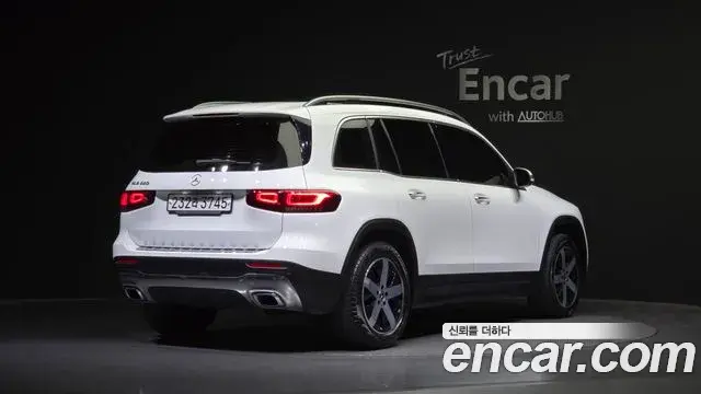 Mercedes-Benz GLB-Class 2020 — ფოტო 11/20