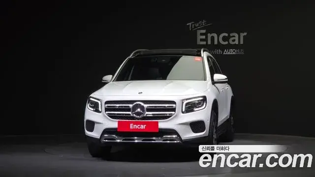 Mercedes-Benz GLB-Class 2020 — ფოტო 13/20