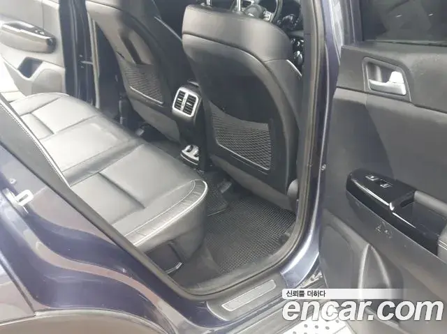 Kia Sportage The Bold 2019 — Photo 6/20
