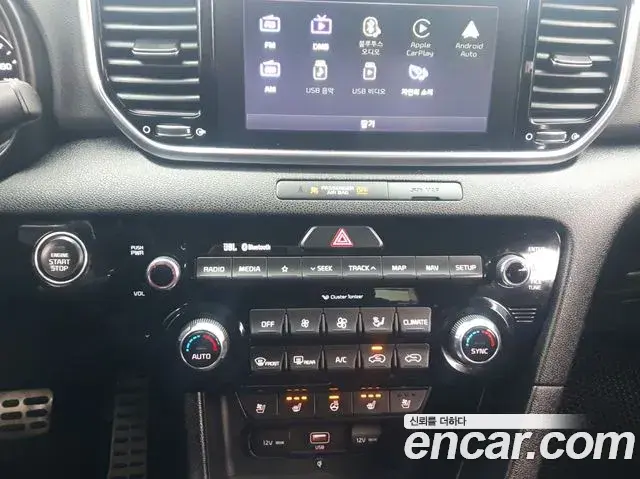 Kia Sportage The Bold 2019 — Photo 8/20