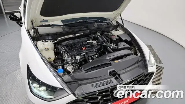 Hyundai Sonata Hybrid 2020 — ფოტო 6/20