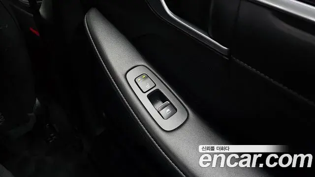 Hyundai Sonata Hybrid 2021 — Photo 6/20