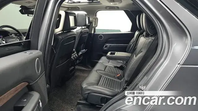 Land Rover Discovery 5 2019 — ფოტო 20/20