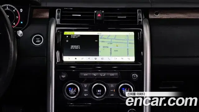 Land Rover Discovery 5 2019 — ფოტო 13/20