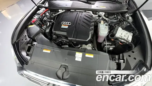 Audi A6 2023 — ფოტო 8/20
