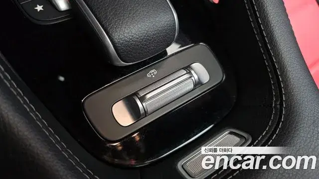 Mercedes-Benz GLE-Class 2023 — Şəkil 19/20