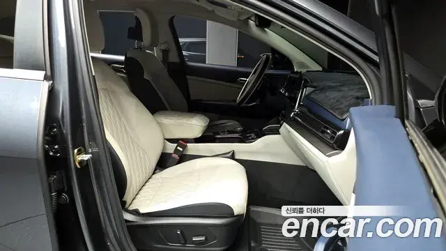 Kia Sportage 2023 — Şəkil 15/20