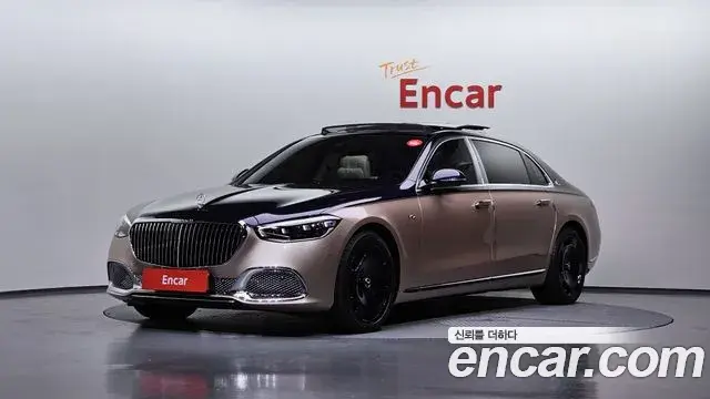 Mercedes-Benz S-Class 2023 — Photo 1/20