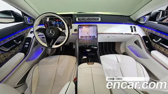 Mercedes-Benz S-Class 2023 — Photo 19/20