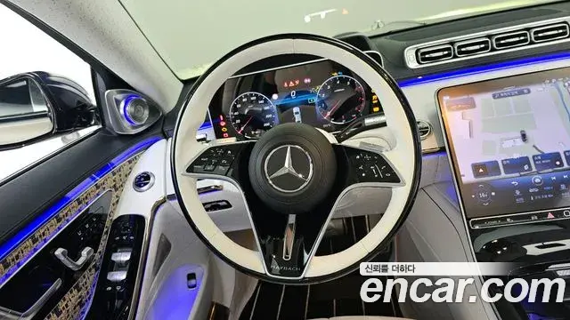 Mercedes-Benz S-Class 2023 — Photo 14/20