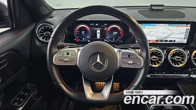 Mercedes-Benz GLB-Class 2020 — ფოტო 10/20