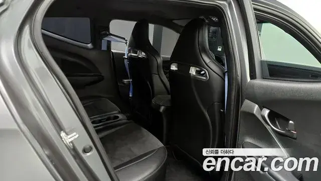 Hyundai Veloster 2021 — ფოტო 10/20